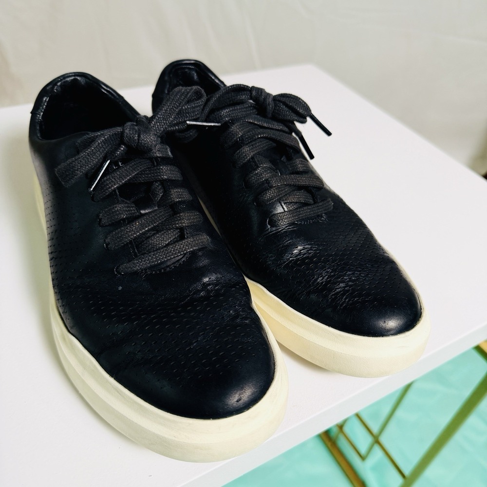 Cole Haan Men's Grand Crosscourt Perforated Shoes Size 7.5 Black Low Profile